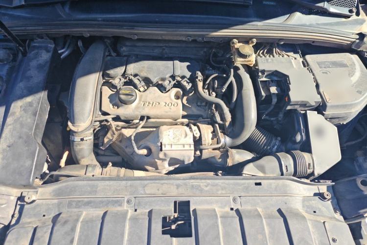 Used DS 5LS 2014 1.6T Prestige Edition THP200 Engine Bay