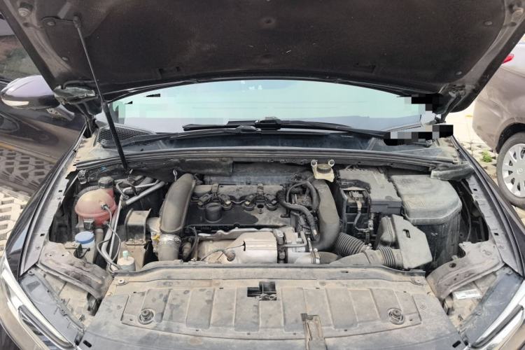 Used DS 5LS 2014 1.6T Prestige Edition THP200 Engine Bay