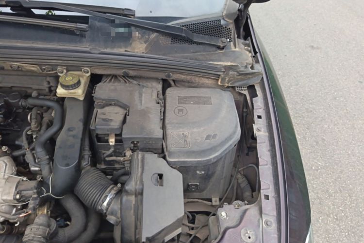 Used DS 5LS 2014 1.6T Elegant Version THP160 Engine Bay Left