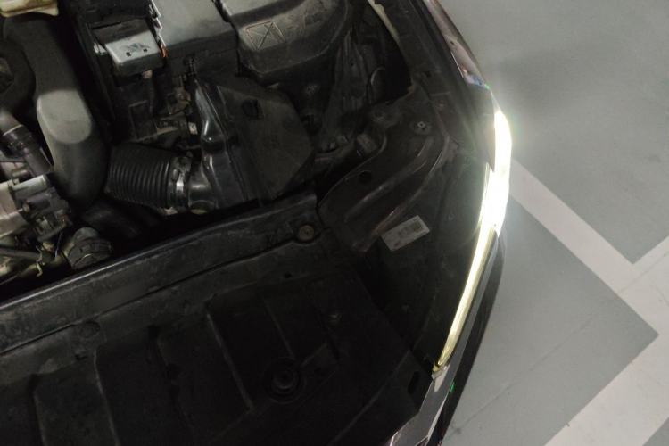 Used DS 5LS 2014 1.6T Luxury Edition THP160 Engine Bay Left