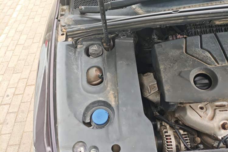 Used DS 5LS 2014 1.8L Manual Comfort Version VTi140 Engine Bay Right
