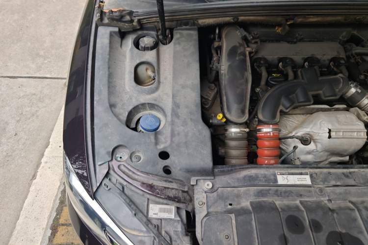 Used DS 5LS 2014 1.6T Elegant Version THP160 Engine Bay Right