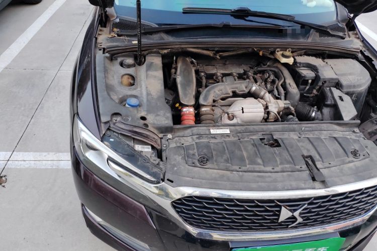 Used DS 5LS 2014 1.6T Luxury Edition THP160 Engine Bay Right