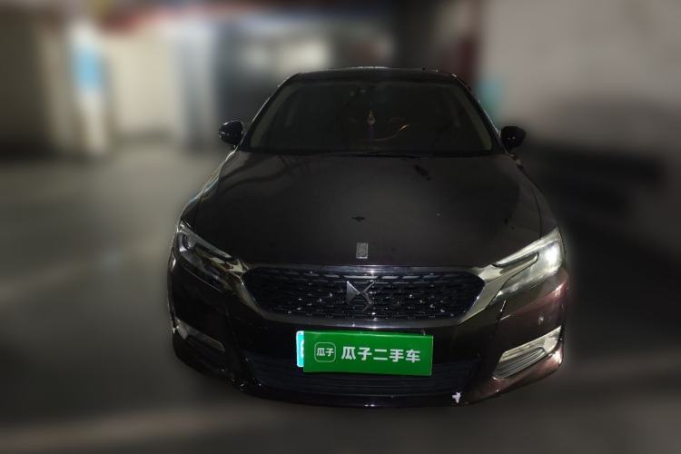 Used DS 5LS 2014 1.8L automatic Comfort version VTi140 Front