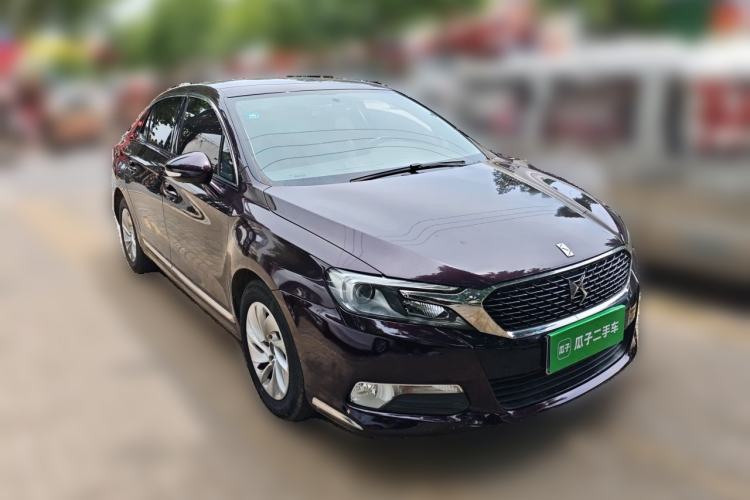 Used DS 5LS 2014 1.8L Manual Comfort Version VTi140 Front Right 45 Deg
