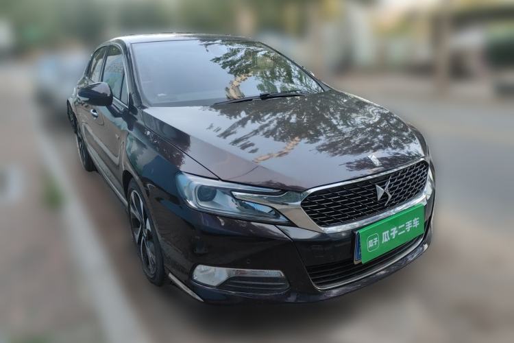 Used DS 5LS 2014 1.6T Prestige Edition THP200 Front Right 45 Deg