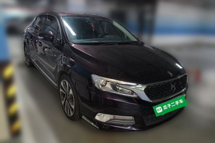 Used DS 5LS 2014 1.6T Luxury Edition THP200 Front Right 45 Deg