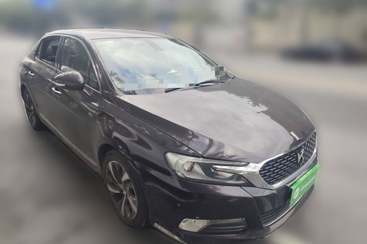 Used DS 5LS 2014 1.6T Luxury Edition THP160 Front Right 45 Deg