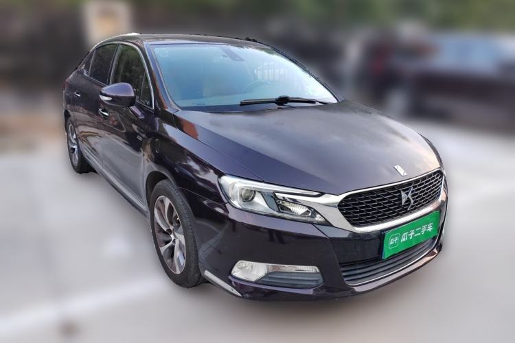 Used DS 5LS 2014 1.6T Luxury Edition THP160 Front Right 45 Deg