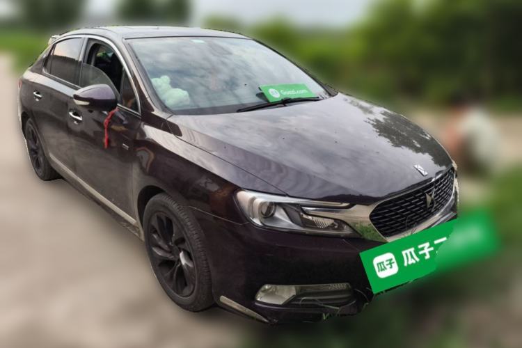 Used DS 5LS 2014 1.6T Luxury Edition THP160 Front Right 45 Deg