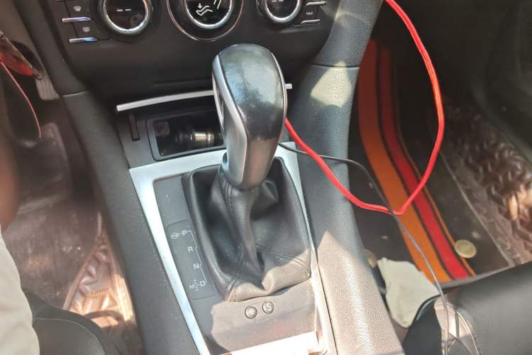 Used DS 5LS 2014 1.6T Elegant Version THP160 Gear Lever