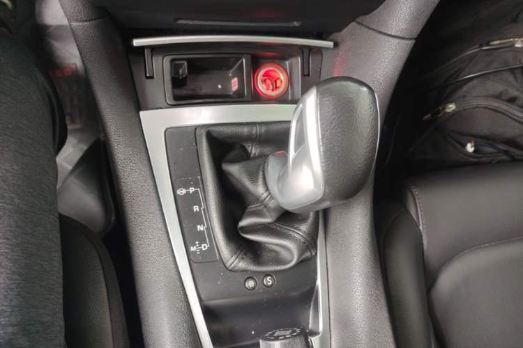 Used DS 5LS 2014 1.6T Elegant Version THP160 Gear Lever