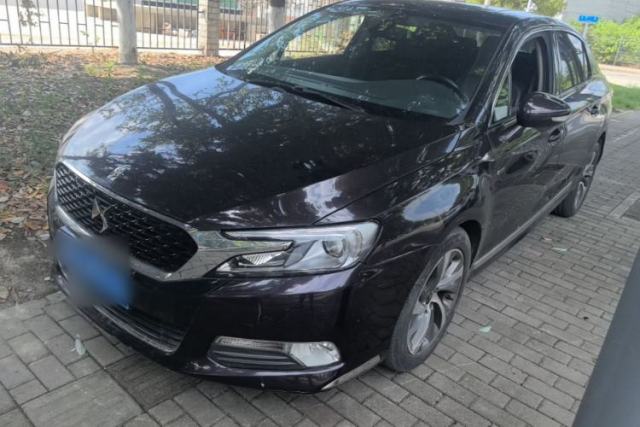 Used DS 5LS 2014 1.6T Elegant Version THP160