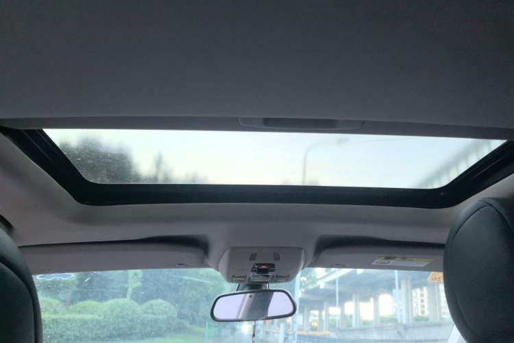Used DS 5LS 2014 1.6T Elegant Version THP160 Headliner