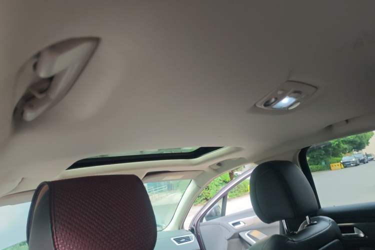 Used DS 5LS 2014 1.6T Elegant Version THP160 Headliner