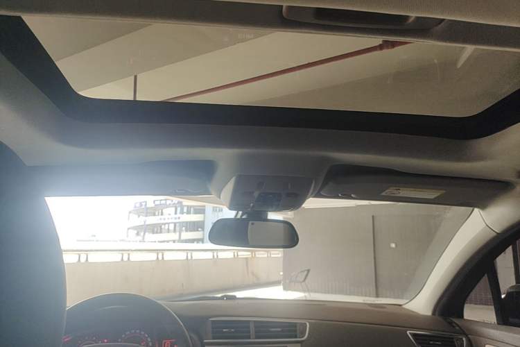 Used DS 5LS 2014 1.6T Luxury Edition THP160 Headliner