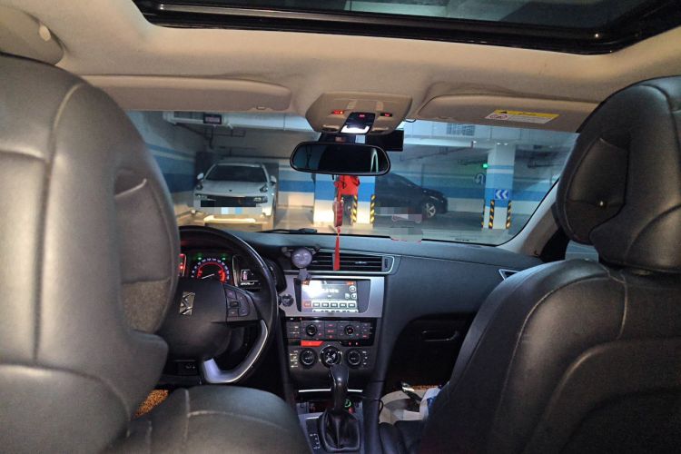 Used DS 5LS 2014 1.6T Luxury Edition THP200 Headliner