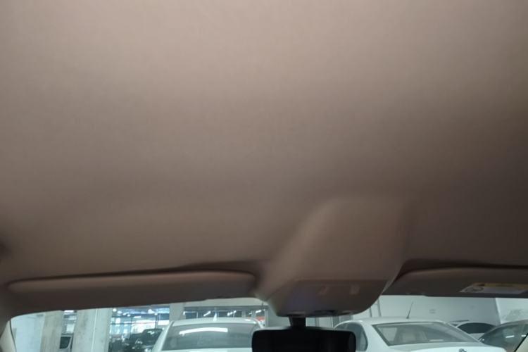 Used DS 5LS 2014 1.8L automatic Comfort version VTi140 Headliner