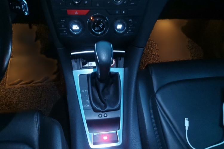 Used DS 5LS 2014 1.6T Elegant Version THP160 Interior 2