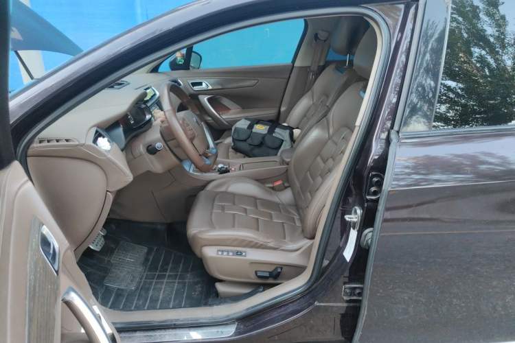 Used DS 5LS 2014 1.6T Prestige Edition THP200 Left Front Seat