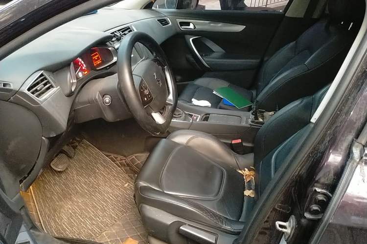 Used DS 5LS 2014 1.6T Elegant Version THP160 Left Front Seat
