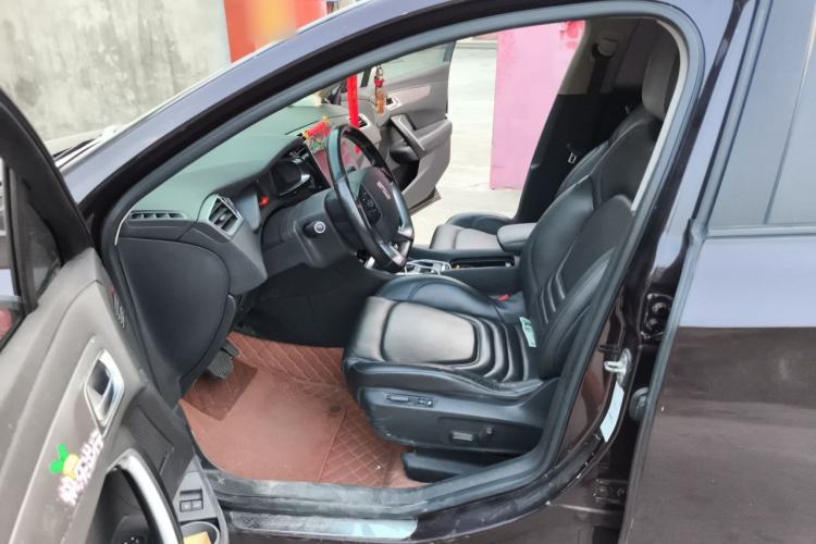Used DS 5LS 2014 1.6T Luxury Edition THP160 Left Front Seat