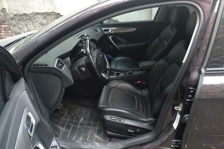 Used DS 5LS 2014 1.6T Luxury Edition THP160 Left Front Seat