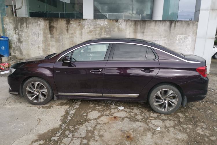 Used DS 5LS 2014 1.6T Luxury Edition THP160 Left Side