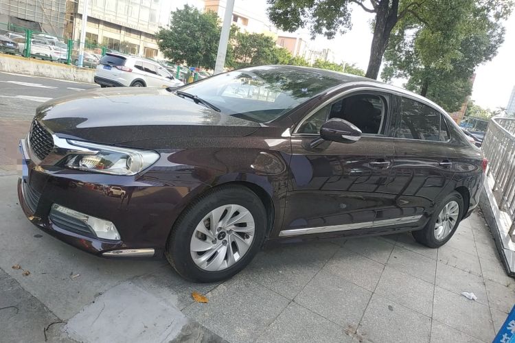 Used DS 5LS 2014 1.8L automatic Comfort version VTi140 Left Side