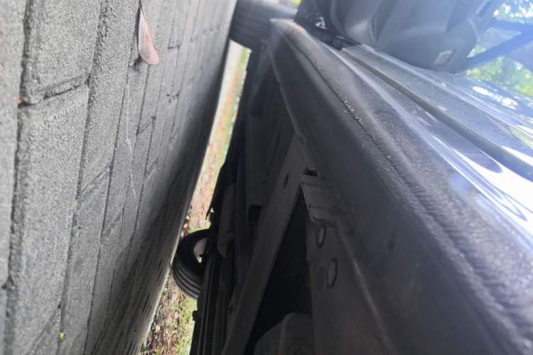 Used DS 5LS 2014 1.6T Elegant Version THP160 Left Side Sill