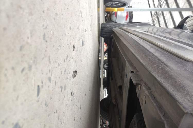 Used DS 5LS 2014 1.6T Elegant Version THP160 Left Side Sill