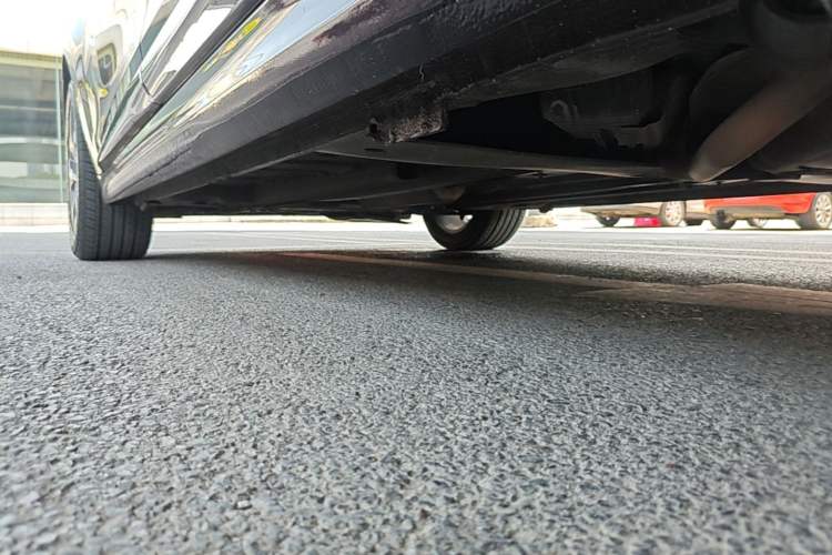 Used DS 5LS 2014 1.6T Luxury Edition THP160 Left Side Sill
