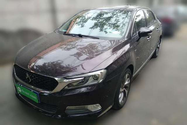 Used DS 5LS 2014 1.6T Luxury Edition THP160