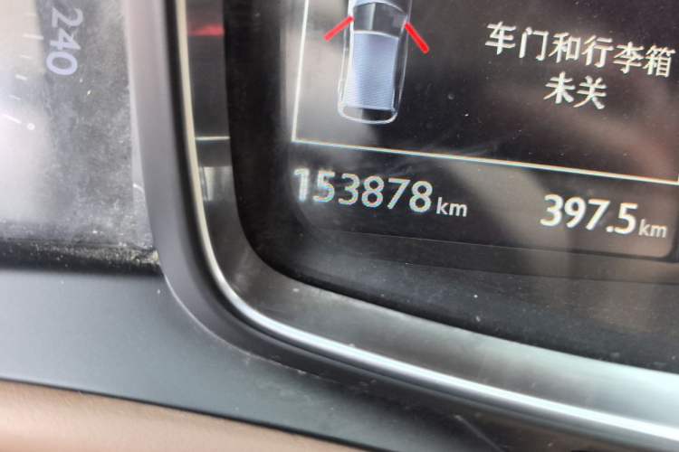 Used DS 5LS 2014 1.6T Prestige Edition THP200 Odometer Close Up