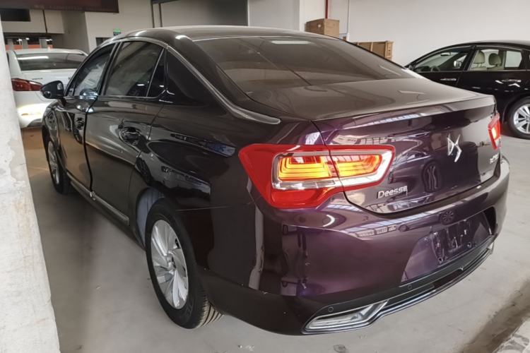 Used DS 5LS 2014 1.8L automatic Comfort version VTi140 Rear Left 45 Deg