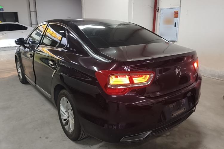 Used DS 5LS 2014 1.8L automatic Comfort version VTi140 Rear Left 45 Deg