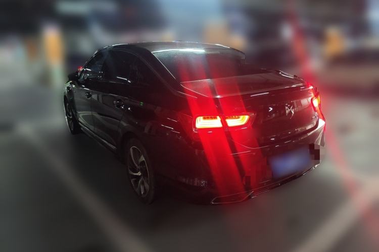 Used DS 5LS 2014 1.6T Luxury Edition THP160 Rear Left 45 Deg