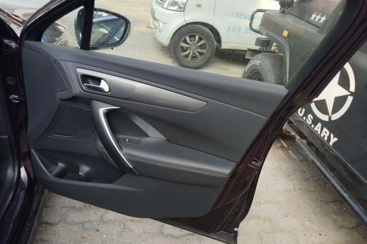 Used DS 5LS 2014 1.6T Elegant Version THP160 Right Front Door Interior