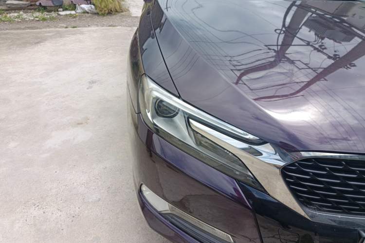 Used DS 5LS 2014 1.8L Elegant Edition VTi140 Right Front Headlight