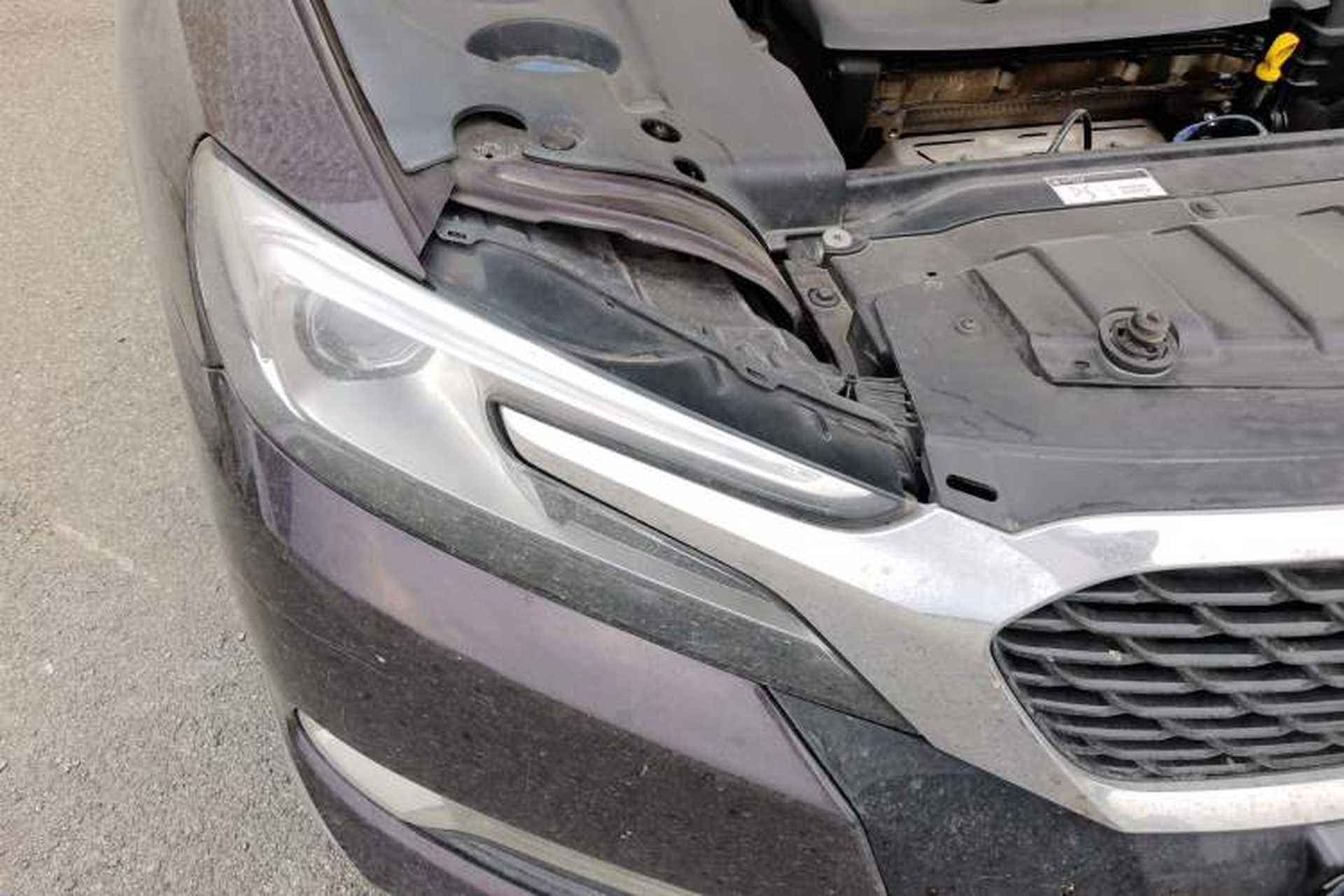 Used DS 5LS 2014 1.8L Elegant Edition VTi140 Right Front Headlight
