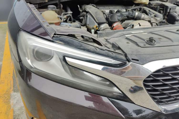 Used DS 5LS 2014 1.6T Luxury Edition THP160 Right Front Headlight