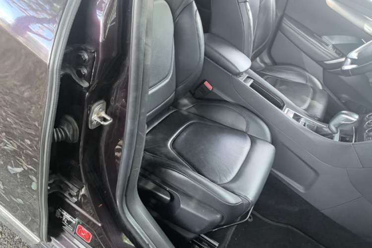 Used DS 5LS 2014 1.6T Elegant Version THP160 Right Front Seat