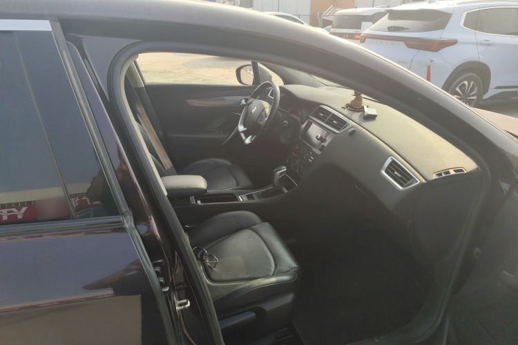 Used DS 5LS 2014 1.6T Elegant Version THP160 Right Front Seat