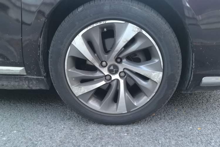 Used DS 5LS 2014 1.6T Elegant Version THP160 Right Front Wheel Hub
