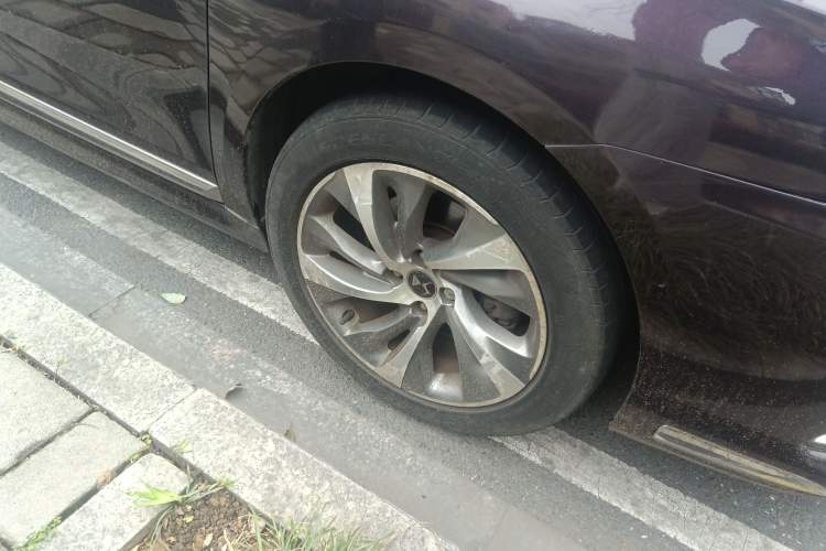 Used DS 5LS 2014 1.6T Elegant Version THP160 Right Front Wheel Hub