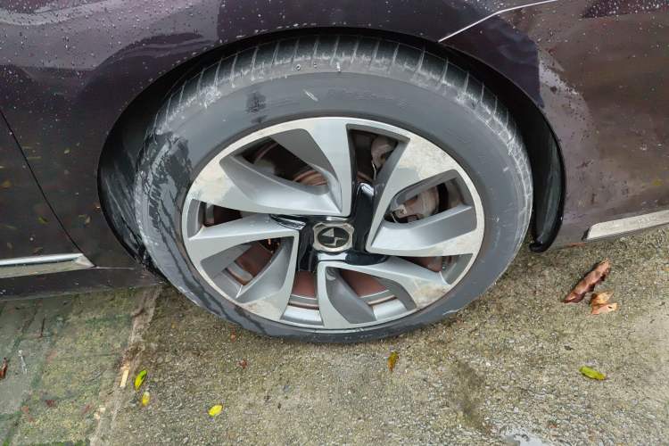 Used DS 5LS 2014 1.6T Prestige Edition THP200 Right Front Wheel Hub