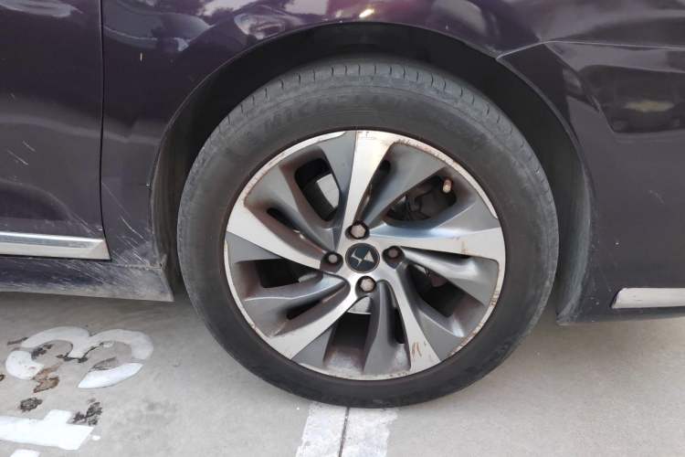 Used DS 5LS 2014 1.6T Luxury Edition THP160 Right Front Wheel Hub