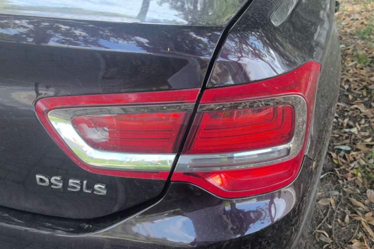 Used DS 5LS 2014 1.6T Elegant Version THP160 Right Rear Taillight
