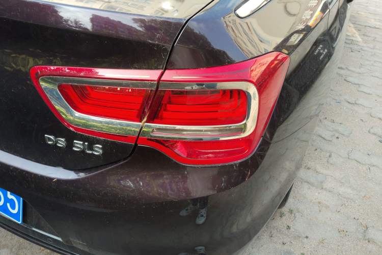 Used DS 5LS 2014 1.6T Elegant Version THP160 Right Rear Taillight