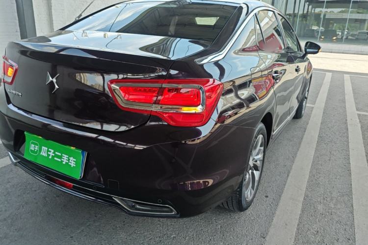 Used DS 5LS 2014 1.6T Luxury Edition THP160 Right Rear Taillight